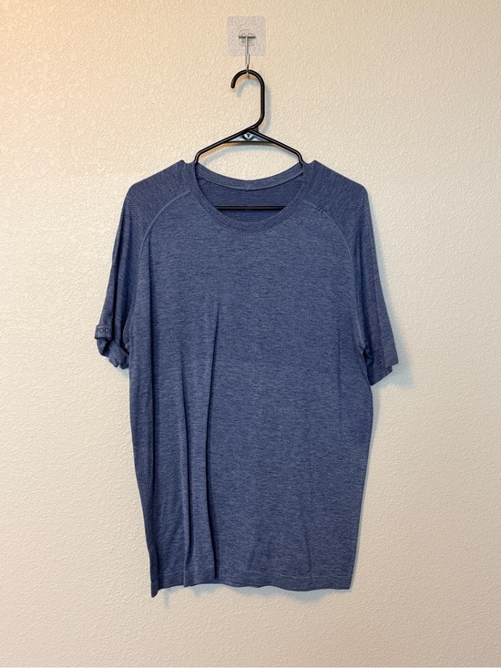 lululemon athletica Other - lululemon athletica Men's Short Sleeve Tee - Heather Navy